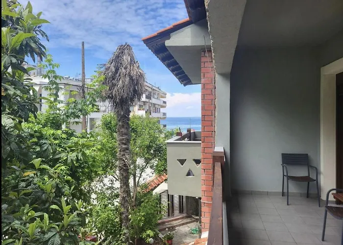 Cosy Vacation In Peraia